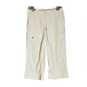 L.L.Bean light cream capri pants.‎